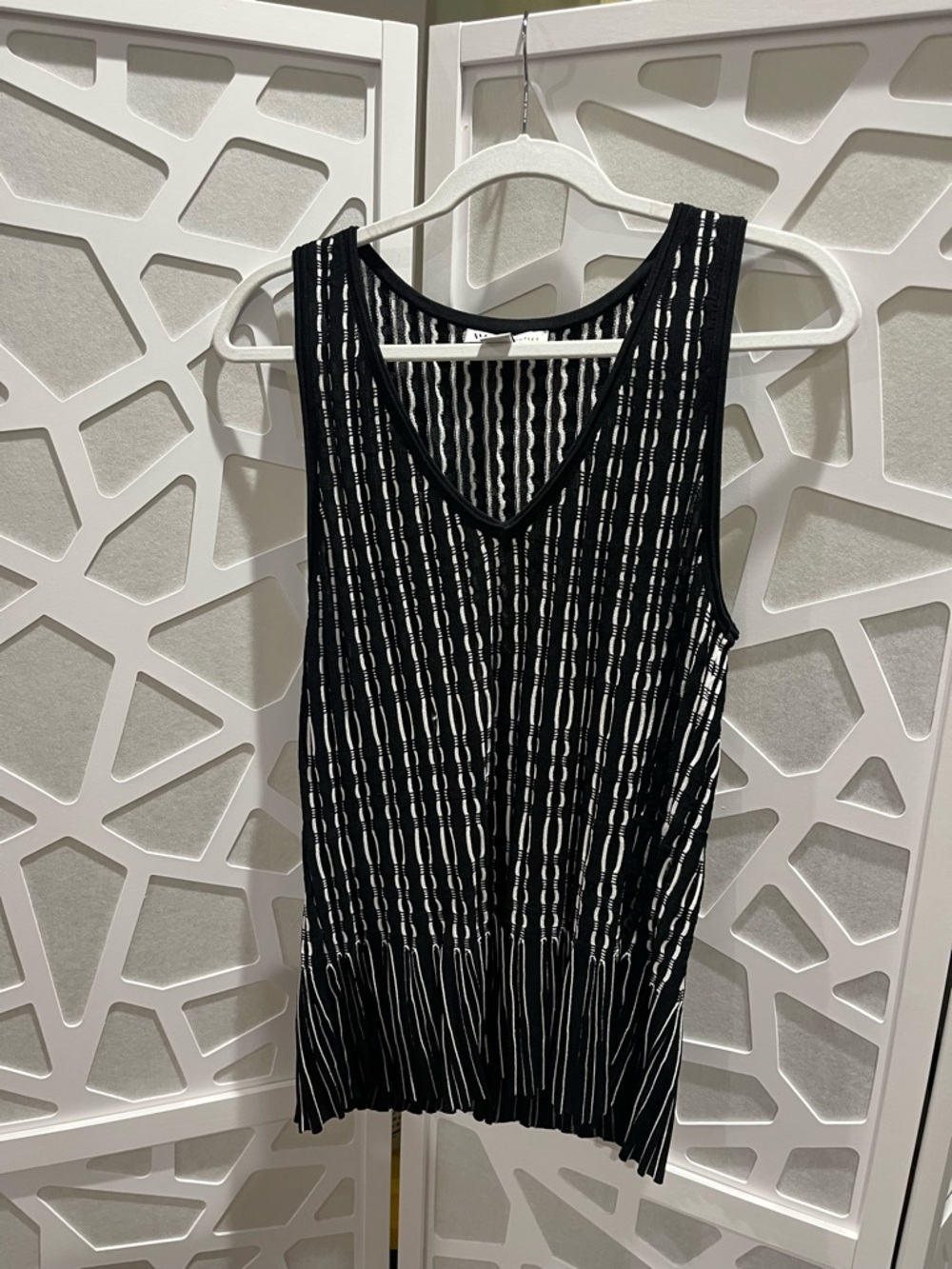 WHBM Black & White Sleeveless V-Neck Pleated    Cardigan and Tank
